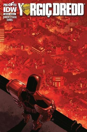 Yargıç Dredd Sayı 8 Kapak A-Çizgi Roman Dergisi